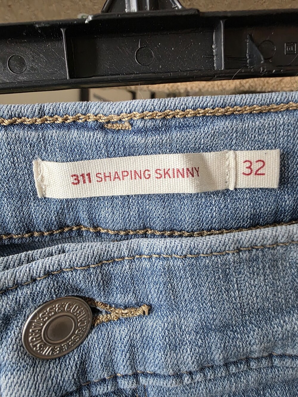 Levi's 311 Shaping Skinny Jeans - Light Blue Denim